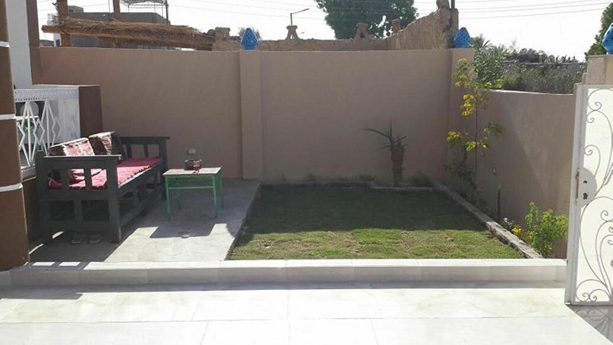 Savoy Palace Guest House Luxor Exterior photo